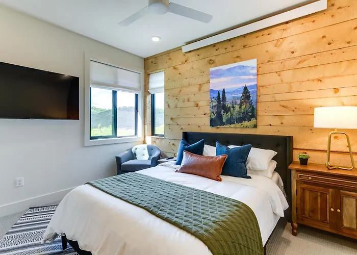 Modern Turnerville W/ Hot Tub & Scenic Views Holiday home *